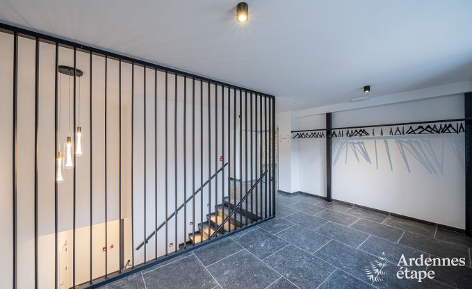 Chteau de luxe pour 30 personnes  Ouffet avec 14 chambres, 12 salles de bains, piscine intrieure, sauna et jardin priv