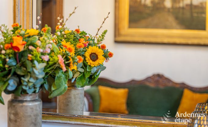 Chteau de luxe pour 30 personnes  Ouffet avec 14 chambres, 12 salles de bains, piscine intrieure, sauna et jardin priv