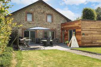 Maison de vacances 3.5 étoiles pour 8 personnes avec sauna à Ovifat