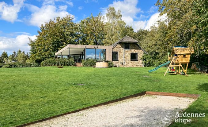 Villa de Luxe  Ovifat pour 19 personnes en Ardenne