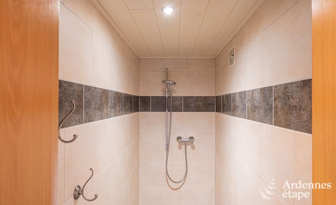 Maison de vacances  Ovifat pour 16 personnes en Ardenne