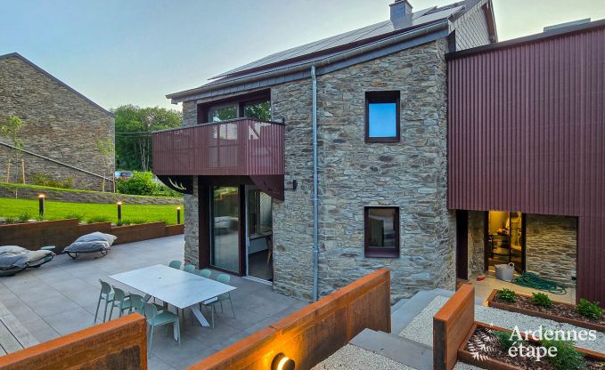 Maison de vacances pour 9 personnes avec sauna et jardin dans le charmant Our, Paliseul