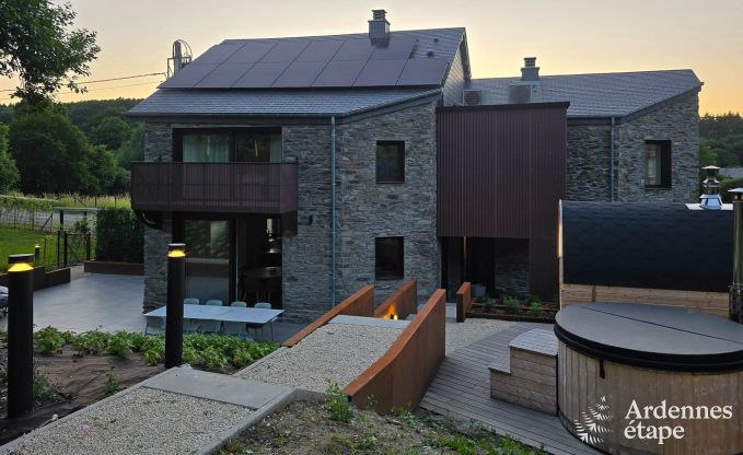 Maison de vacances pour 9 personnes avec sauna et jardin dans le charmant Our, Paliseul