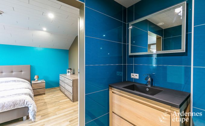 Maison de vacances avec piscine, wellness et de nombreux jeux, � Paliseul pour 28 personnes en Ardenne