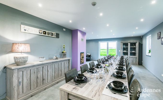 Maison de vacances avec piscine, wellness et de nombreux jeux, � Paliseul pour 28 personnes en Ardenne