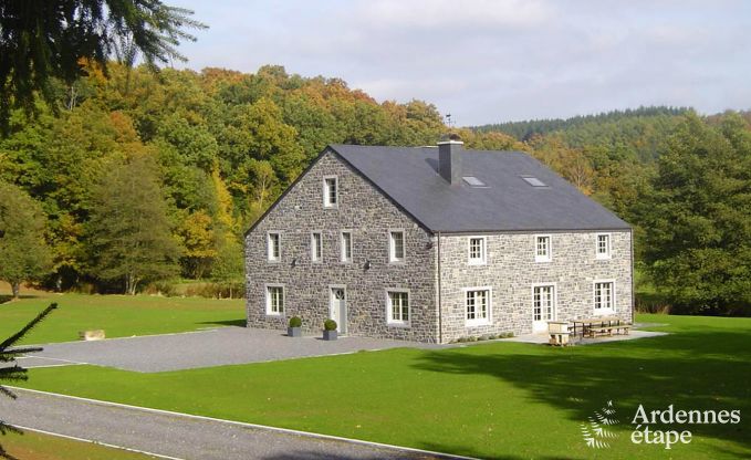 Maison de vacances � Paliseul pour 22 personnes en Ardenne