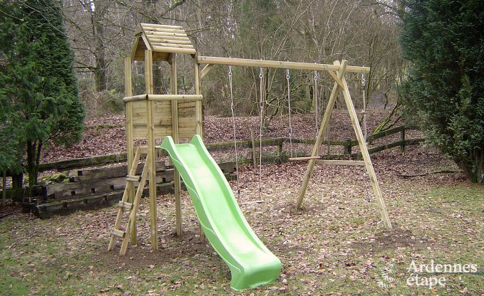 Maison de vacances � Paliseul pour 22 personnes en Ardenne