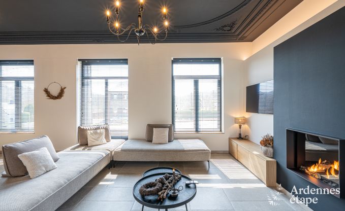 Maison de vacances moderne � Paliseul pour 14 personnes avec piscine et salle de jeux � Redu en Ardenne