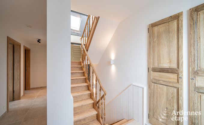 Maison de vacances moderne � Paliseul pour 14 personnes avec piscine et salle de jeux � Redu en Ardenne