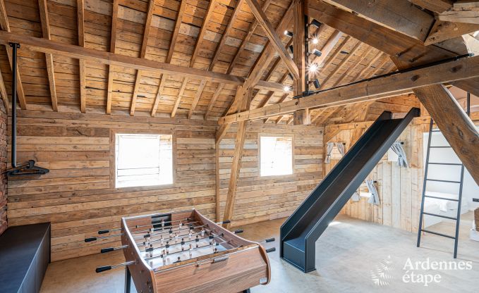 Maison de vacances moderne � Paliseul pour 14 personnes avec piscine et salle de jeux � Redu en Ardenne