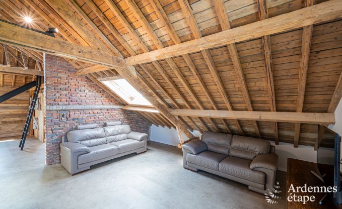 Maison de vacances moderne � Paliseul pour 14 personnes avec piscine et salle de jeux � Redu en Ardenne