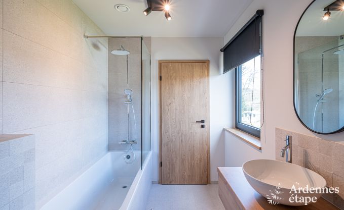 Maison de vacances moderne � Paliseul pour 14 personnes avec piscine et salle de jeux � Redu en Ardenne