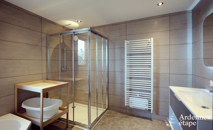 Chaleureuse maison de vacances � Paliseul, Ardenne belge