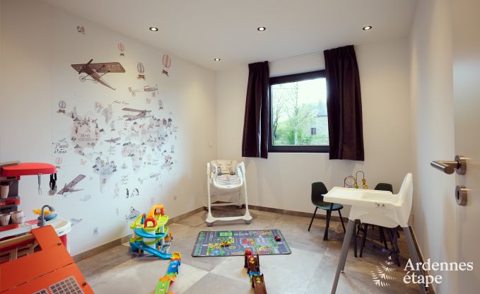 Chaleureuse maison de vacances � Paliseul, Ardenne belge