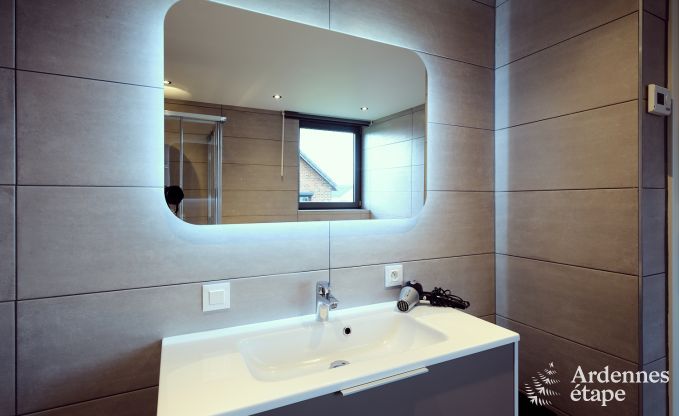 Chaleureuse maison de vacances � Paliseul, Ardenne belge