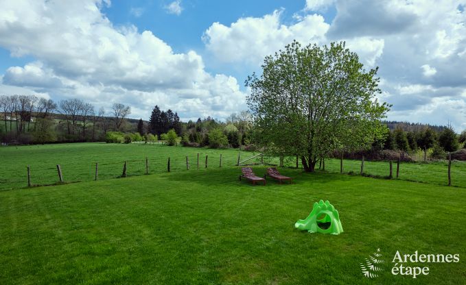 Chaleureuse maison de vacances � Paliseul, Ardenne belge