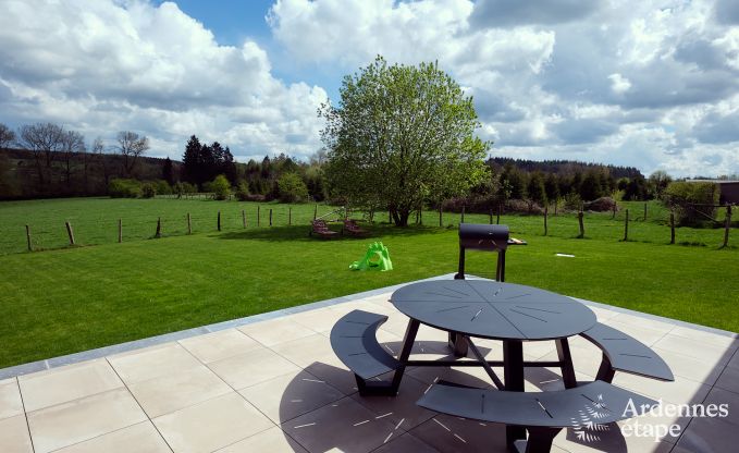 Chaleureuse maison de vacances � Paliseul, Ardenne belge