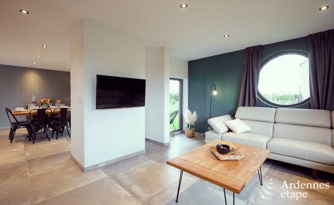 Chaleureuse maison de vacances � Paliseul, Ardenne belge