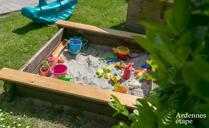 Maison de vacances � Paliseul pour 26/28 personnes en Ardenne