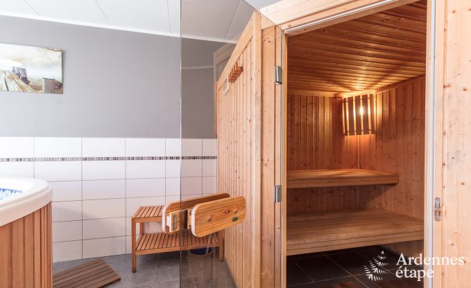 Maison de vacances � Paliseul pour 26/28 personnes en Ardenne