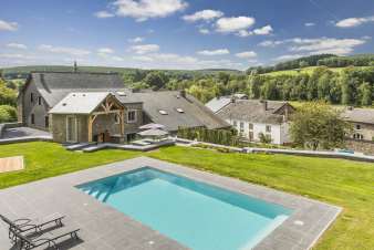 Magnifique maison de vacances pour 12personnes au calme près de Paliseul