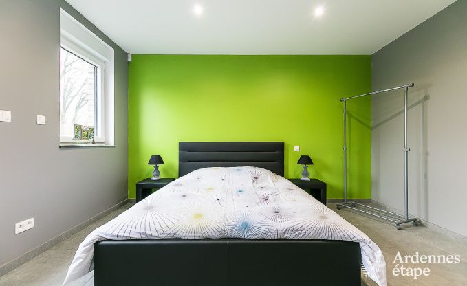 Maison de vacances avec piscine, wellness et de nombreux jeux, � Paliseul pour 28 personnes en Ardenne