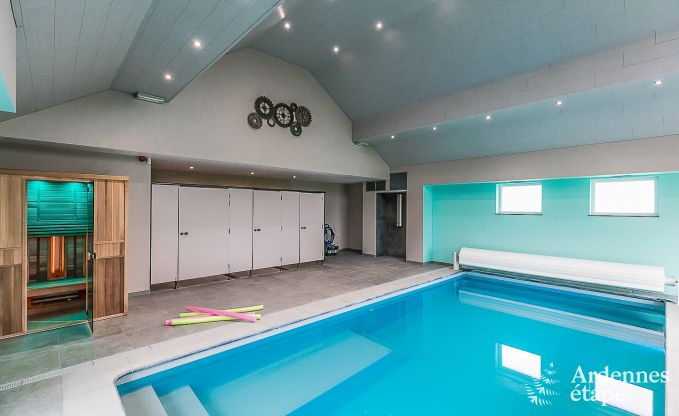 Maison de vacances avec piscine, wellness et de nombreux jeux, � Paliseul pour 28 personnes en Ardenne