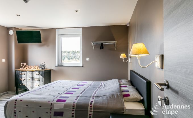 Maison de vacances avec piscine, wellness et de nombreux jeux, � Paliseul pour 28 personnes en Ardenne