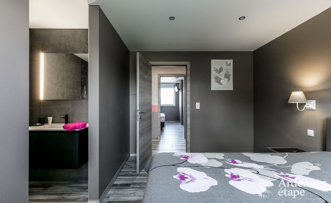 Maison de vacances avec piscine, wellness et de nombreux jeux, � Paliseul pour 28 personnes en Ardenne