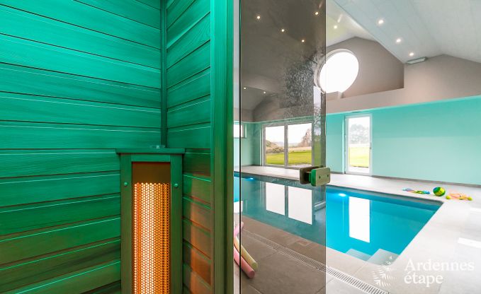 Maison de vacances avec piscine, wellness et de nombreux jeux, � Paliseul pour 28 personnes en Ardenne