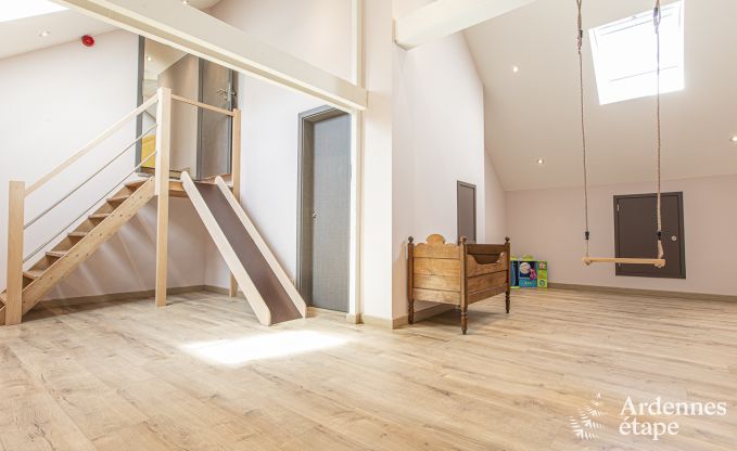 Villa de Luxe � Paliseul pour 15 personnes en Ardenne