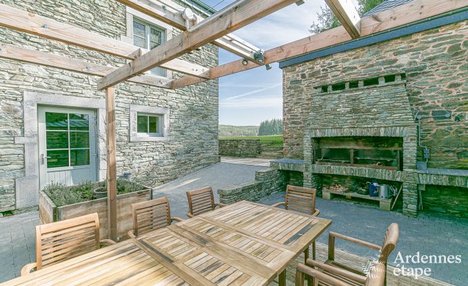Villa de Luxe � Paliseul pour 26 personnes en Ardenne