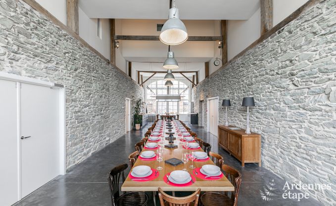 Villa de Luxe � Paliseul pour 26 personnes en Ardenne