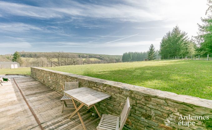 Villa de Luxe � Paliseul pour 26 personnes en Ardenne
