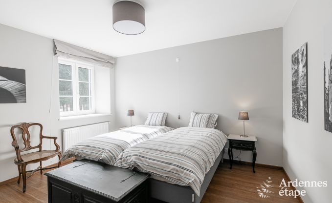 Villa de Luxe � Paliseul pour 26 personnes en Ardenne