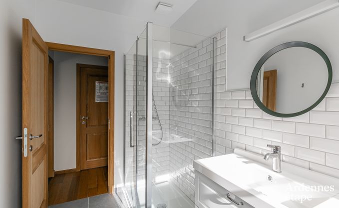 Villa de Luxe � Paliseul pour 26 personnes en Ardenne