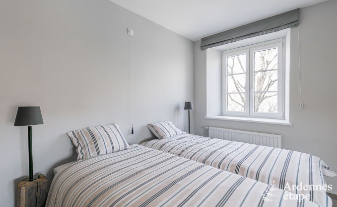 Villa de Luxe � Paliseul pour 26 personnes en Ardenne