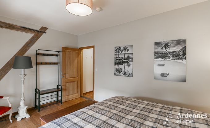 Villa de Luxe � Paliseul pour 26 personnes en Ardenne