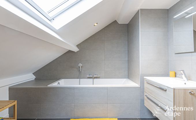 Maison de vacances � Paliseul pour 10 personnes en Ardenne