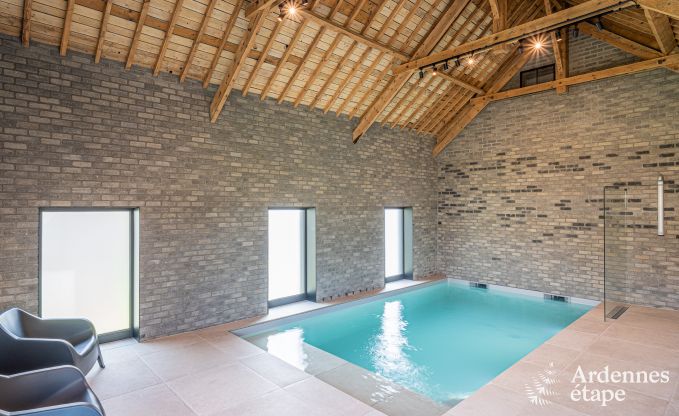 Maison de vacances moderne � Paliseul pour 14 personnes avec piscine et salle de jeux � Redu en Ardenne