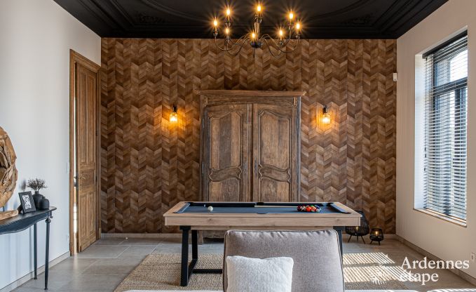 Maison de vacances moderne � Paliseul pour 14 personnes avec piscine et salle de jeux � Redu en Ardenne