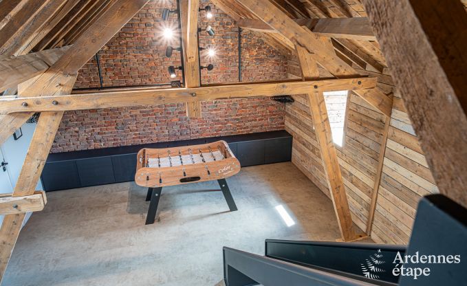 Maison de vacances moderne � Paliseul pour 14 personnes avec piscine et salle de jeux � Redu en Ardenne