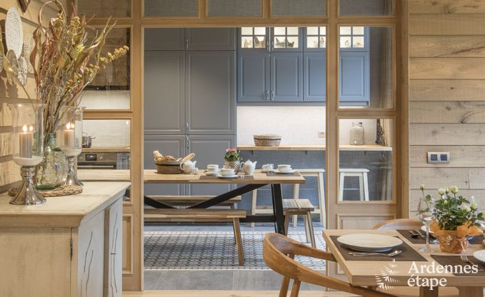 Maison de vacances � Paliseul pour 12 personnes en Ardenne