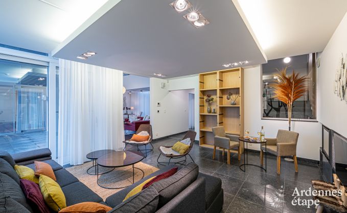 Villa de Luxe  Paliseul pour 18 personnes en Ardenne