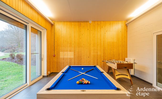 Villa de Luxe  Paliseul pour 18 personnes en Ardenne