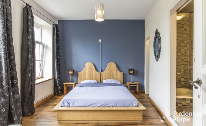 Ancien presbytre  Philippeville pour 12/14 personnes en Ardenne