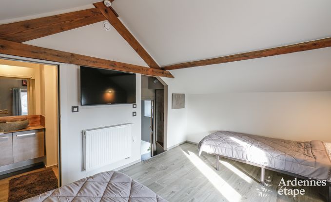 Villa de Luxe � Philippeville pour 18 personnes en Ardenne