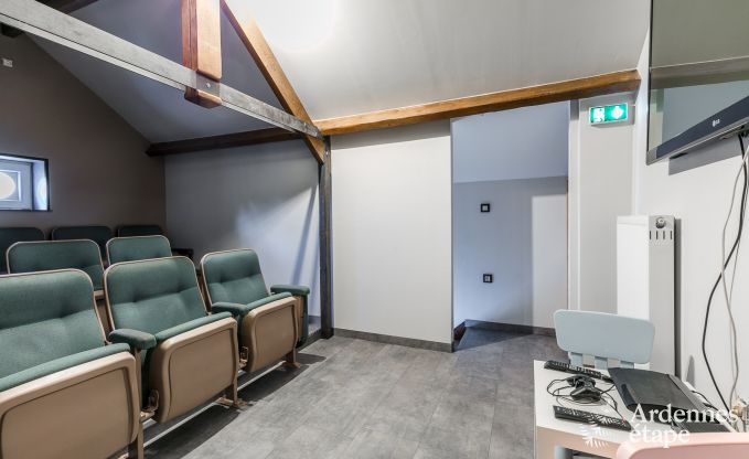 Villa de Luxe � Philippeville pour 18 personnes en Ardenne