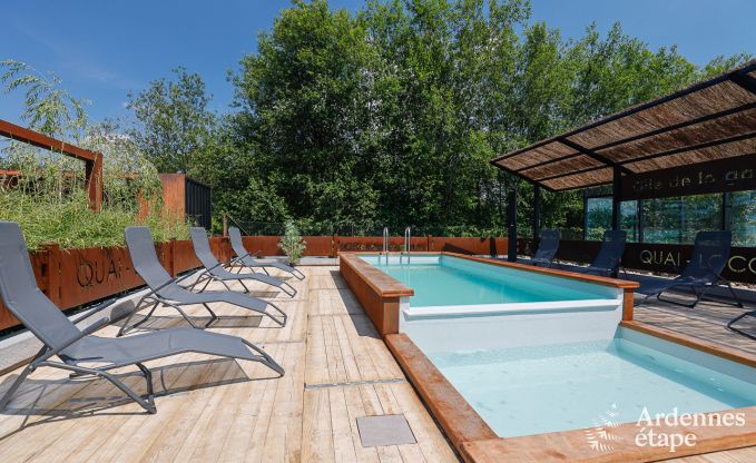 Villa de Luxe � Philippeville pour 18 personnes en Ardenne
