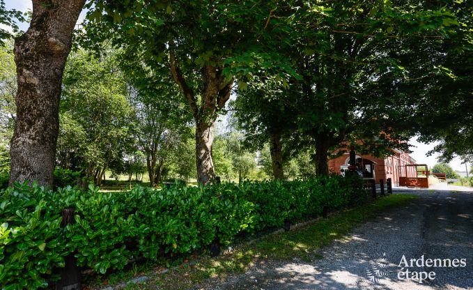 Villa de Luxe � Philippeville pour 18 personnes en Ardenne